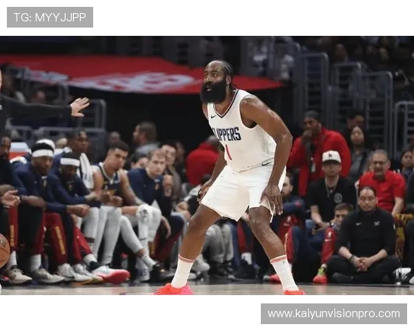 聚焦NBA比分风云瞬间透视赛场胜负密码与巨星博弈背后的战术暗流